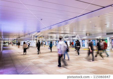 Shinjuku Station Underground Passage Shinjuku Station Underground Passage 115060847