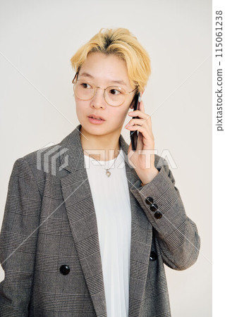 金髮碧眼的職業女性 金髮碧眼的職業女性 115061238