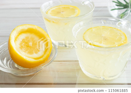 清爽的檸檬果凍 115061885