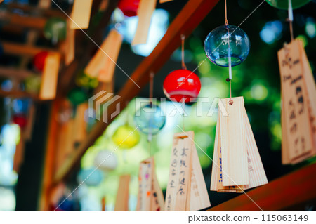 Beautiful summer wind chimes Beautiful summer wind chimes 115063149