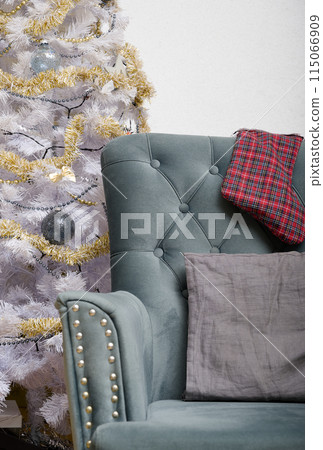 Festive room decorations for winter family holidays. Festive room decorations for winter family holidays. 115066909