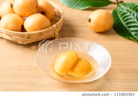 Foamed compote Foamed compote 115069363