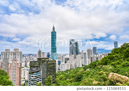 Townscape of Taipei, Taiwan 115069531