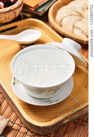 Edible bird's nest soup Edible bird's nest soup 115069702
