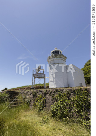 Kuchinotsu Lighthouse, located at the southern tip of the Shimabara Peninsula [Minamishimabara City, Nagasaki Prefecture] 115072689