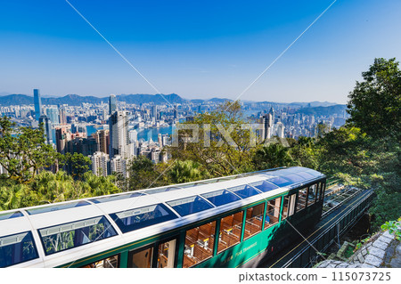 Hong Kong Peak Tram and Victoria Harbour 115073725