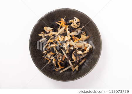 水煮羊棲菜（牛蒡、紅蘿蔔、羊棲菜、炸豆腐） 115073729