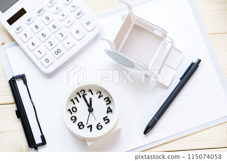 時鐘時間1點13點1:00 13:00 時鐘時間1點13點1:00 13:00 115074058