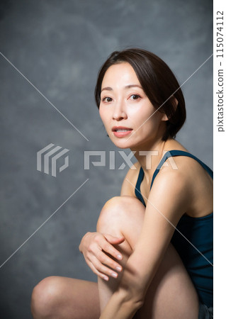 女生 女孩 女性 115074112