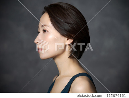 女生 女孩 女性 115074161