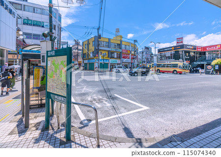 日本橫濱城市景觀 橫濱市綠區中山站等景觀 115074340