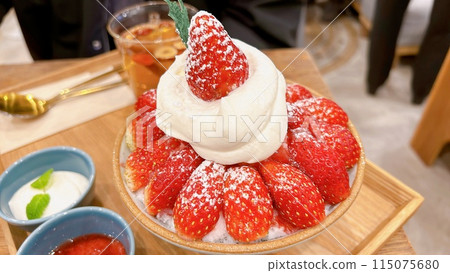 Cute strawberry shaved ice 115075680