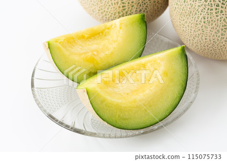 白色背景上的安地斯山脈瓜 115075733