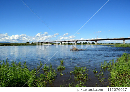Jobu Bridge seen from the riverbed on the right bank upstream 115076017