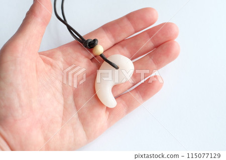 手工勾玉項鍊 115077129