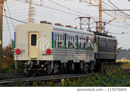 EF65 electric locomotive towing: Kururi Line Kiha 38 leaving Koriyama General Rolling Stock Center 115078605