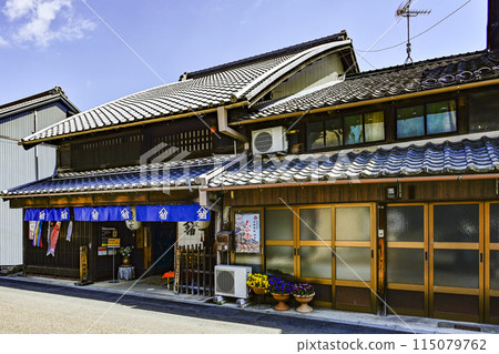 Former Isobe Family Residence (Inuyama City) Main Building Former Isobe Family Residence (Inuyama City) Main Building 115079762