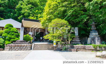 Yamadera (Risshakuji): Mountain Gate 115085023
