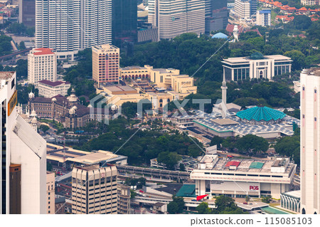 Aerial view of the National Mosque of Malaysia in Kuala Lumpur 115085103