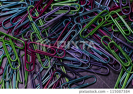 Clip Background 115087384