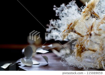 時尚乾燥花背景素材 時尚乾燥花背景素材 115089059