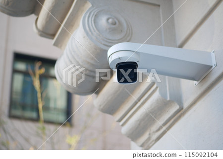 CCTV security camera operating outdoor CCTV security camera operating outdoor 115092104