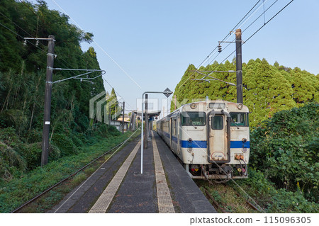 本地線停靠站 本地線停靠站 115096305