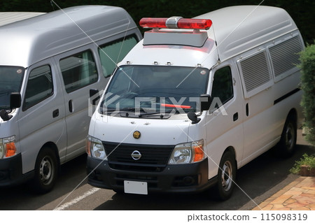 Police vehicle (escort vehicle) 115098319