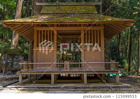 森林中的奈良室生寺天神神社 115099553
