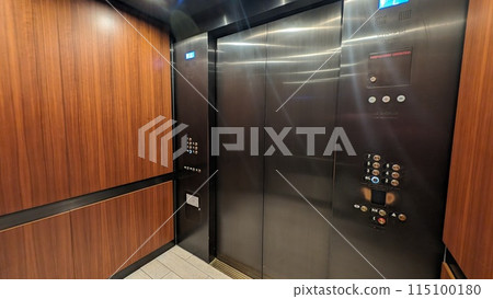 los angeles, airport, college 115100180