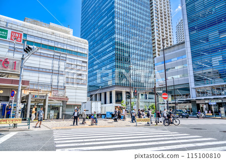 Urban landscape of Shinagawa Ward, Tokyo: Meguro Station 115100810