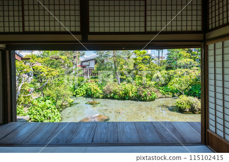 Shimeiso house balcony with carp koi pond and garden, Shimabara Shimeiso house balcony with carp koi pond and garden, Shimabara 115102415