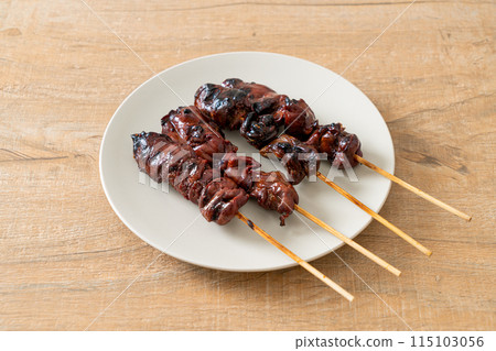 grilled chicken liver skewer yakitori serve in izakaya style 115103056