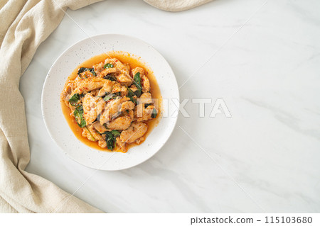 Stir Fried Chicken with Chili Paste 115103680