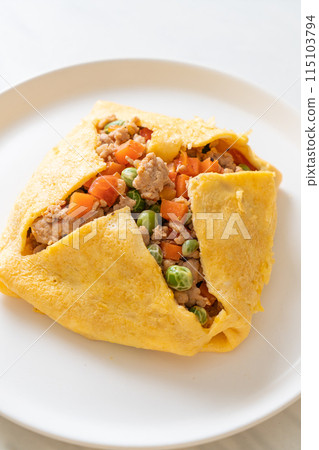 egg wrap or stuffed egg with minced pork and vegetable egg wrap or stuffed egg with minced pork and vegetable 115103794