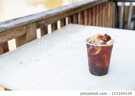 Monk Fruit Juice with lotus root, goji berry and Jujube Monk Fruit Juice with lotus root, goji berry and Jujube 115104129