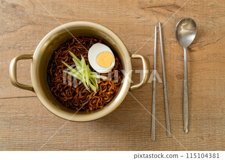 Korean Instant Noodle with Black Bean Sauce (Jajangmyeon or JJajangmyeon) 115104381