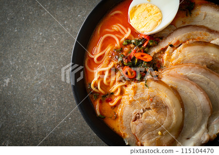 Ramen Noodles Spicy Tomyum Soup with Roast Pork 115104470