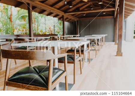 empty table and chair in restaurant empty table and chair in restaurant 115104664