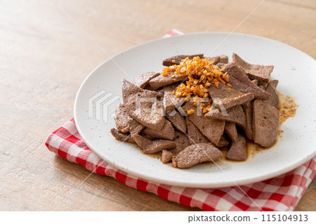 homemade stir-fried pork liver with garlic homemade stir-fried pork liver with garlic 115104913