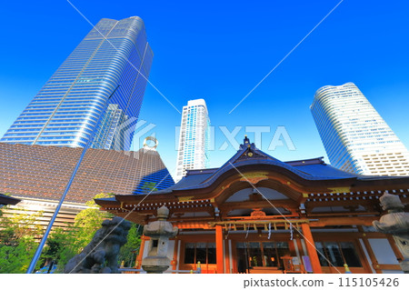 [Tokyo] Kaisei no Mori JP Tower and Nishikubo Hachiman Shrine (Azabudai Hills) 115105426