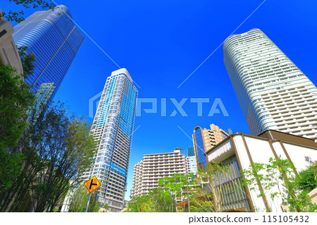 [Tokyo] Kaisei no Mori JP Tower and Garden Plaza Residence (Azabudai Hills) 115105432