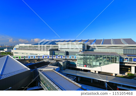 [Tokyo] Sunny weather at Haneda Airport Terminal 3 (Tokyo International Airport International Terminal) 115105468