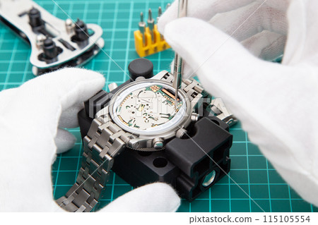 Watch repair, maintenance and overhaul 115105554