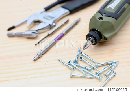 不要自己動手 不要自己動手 115106015