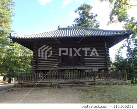 Tamukeyama Shrine, located in the grounds of Todaiji Temple in Nara City, Nara Prefecture, is also known as Tamukeyama Hachiman Shrine, Todaiji Hachiman Shrine, and Chinju Hachiman Shrine. 115106231