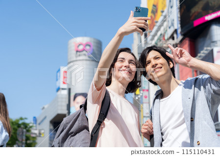 Foreign tourists traveling in Tokyo (inbound) Foreign tourists traveling in Tokyo (inbound) 115110431