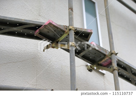 External scaffolding (single tube bracket scaffolding) External scaffolding (single tube bracket scaffolding) 115110737