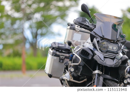 Adventure Bikes Adventure Bikes 115111948