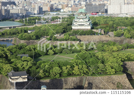 Osaka Castle, spring, summer, early summer, autumn, Osaka Castle with fresh greenery seen from a tower mansion lounge, Osaka Castle Park, Osaka sightseeing, Kansai sightseeing 115115106